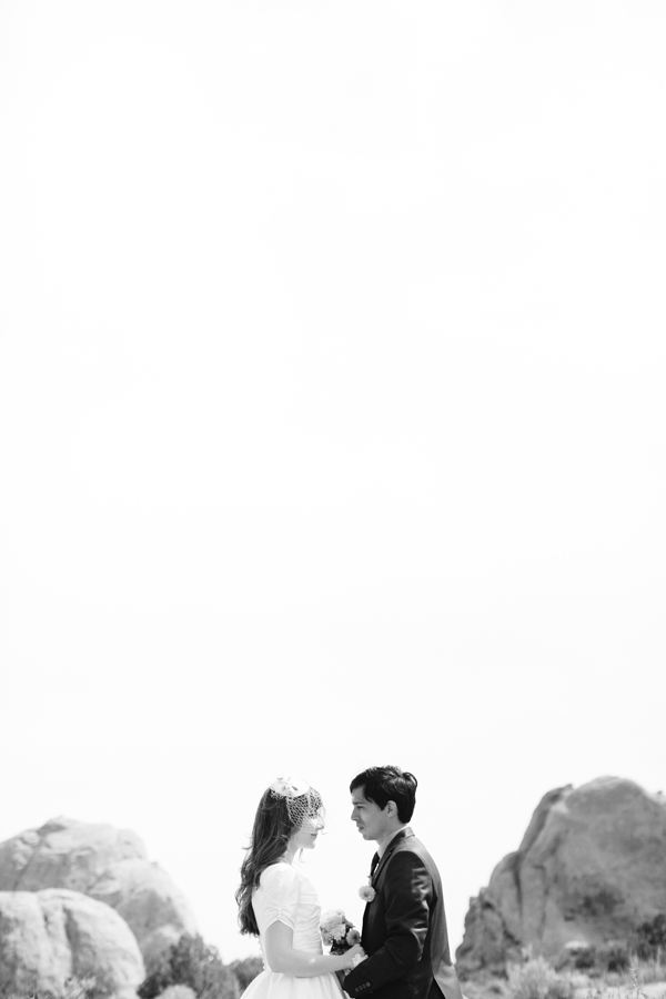 free-spirited-wedding-in-moabutah