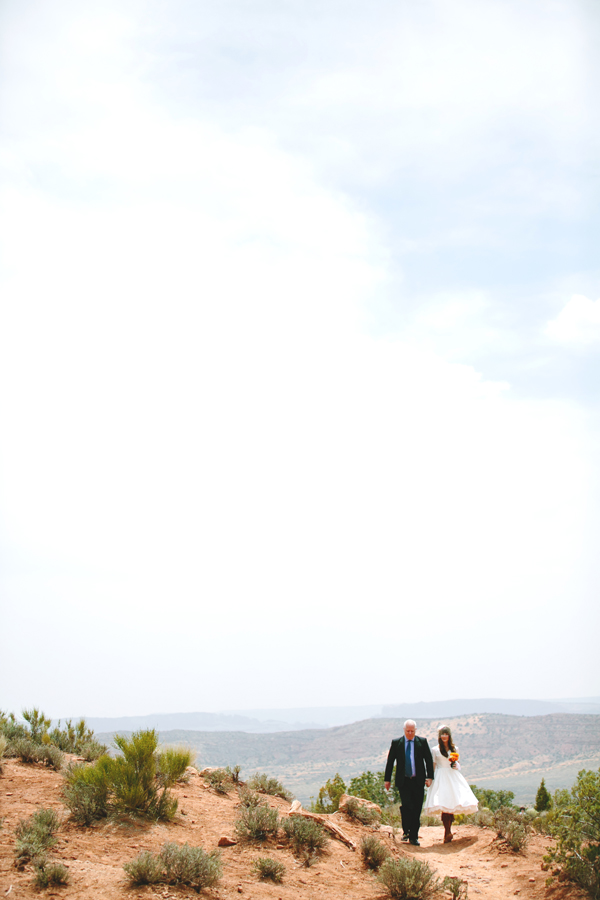 free-spirited-wedding-in-moabutah