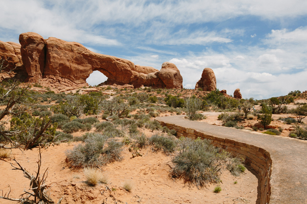 free-spirited-wedding-in-moabutah
