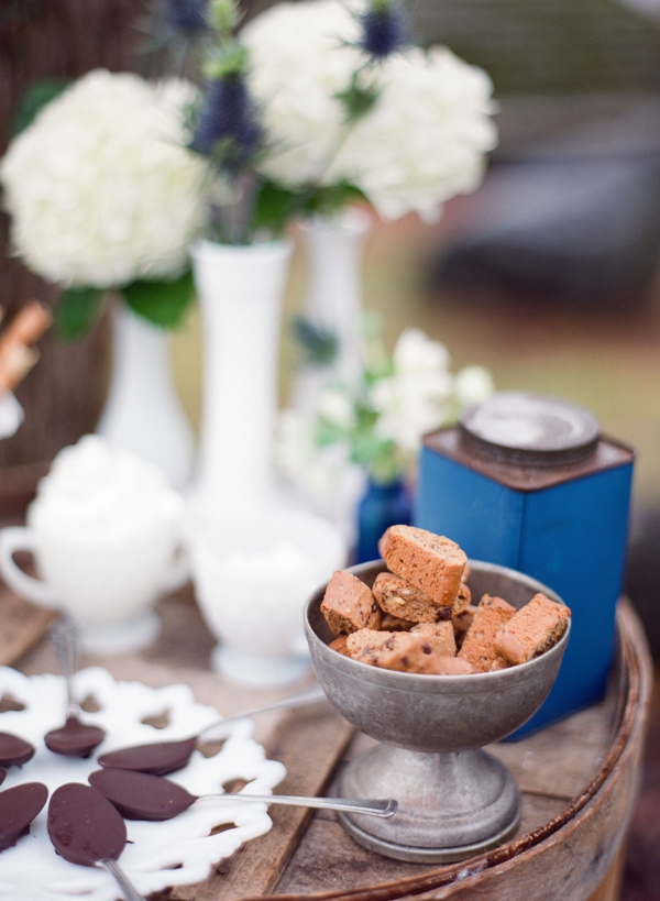 glamorous-woodsy-wedding-inspiration
