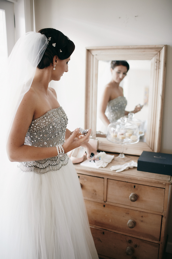 new-zealand-black-and-pink-wedding