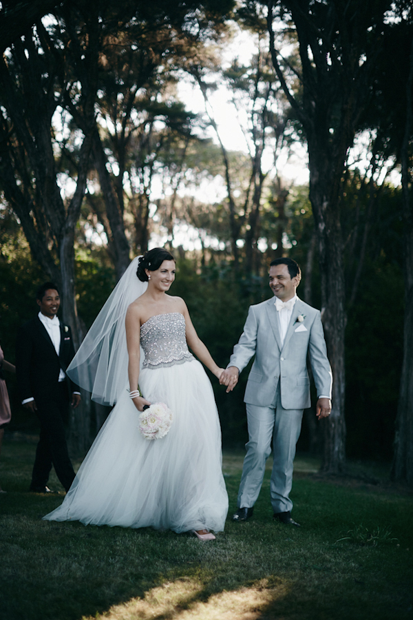new-zealand-black-and-pink-wedding