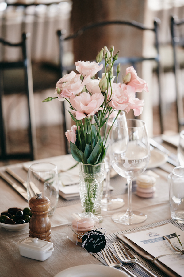 new-zealand-black-and-pink-wedding