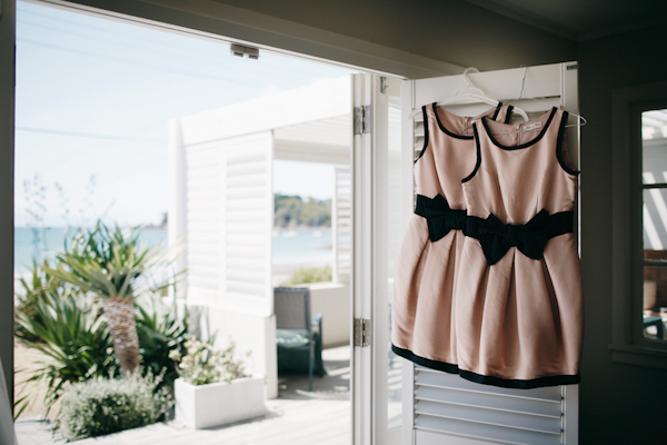 new-zealand-black-and-pink-wedding