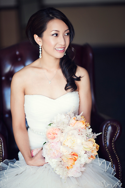 peach-and-teal-multicultural-wedding