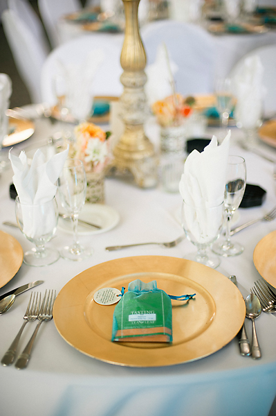 peach-and-teal-multicultural-wedding