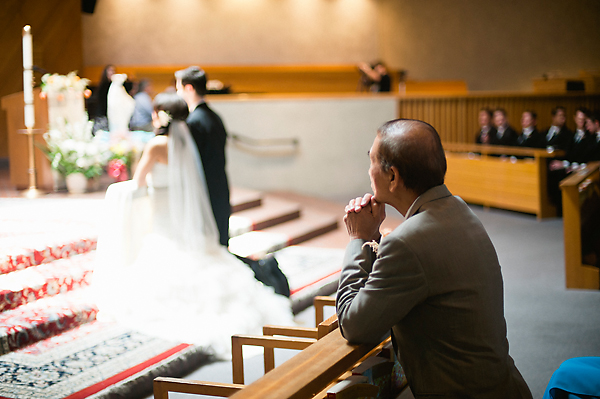 peach-and-teal-multicultural-wedding