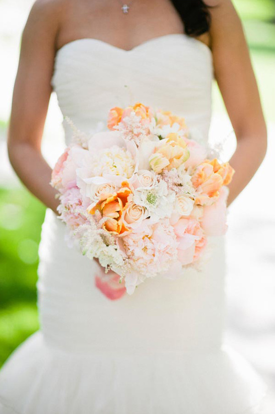 peach, pink and white bouquet by Green Leaf Designs