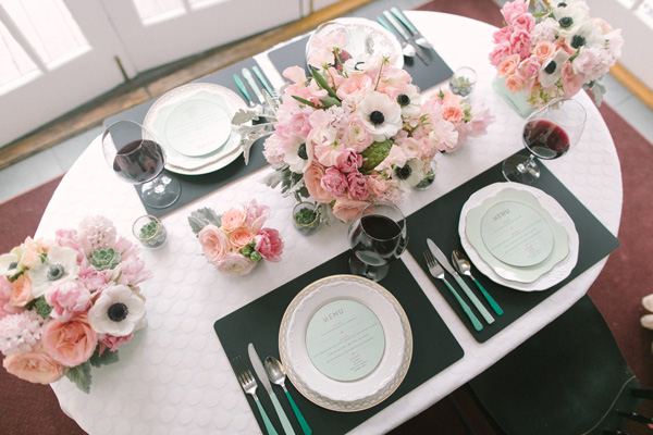 playful-pink-and-gold-wedding
