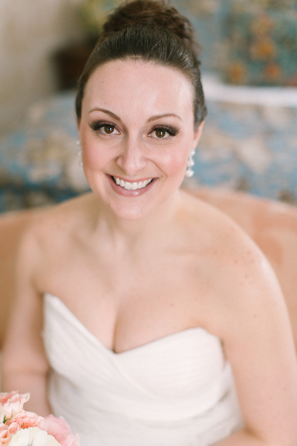 playful-pink-and-gold-wedding