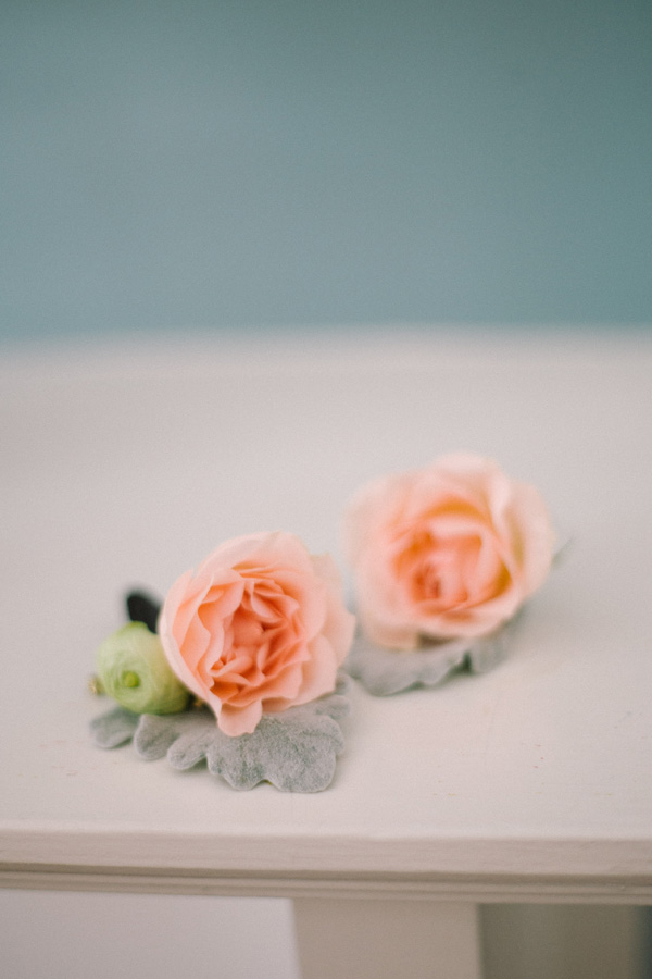 playful-pink-and-gold-wedding