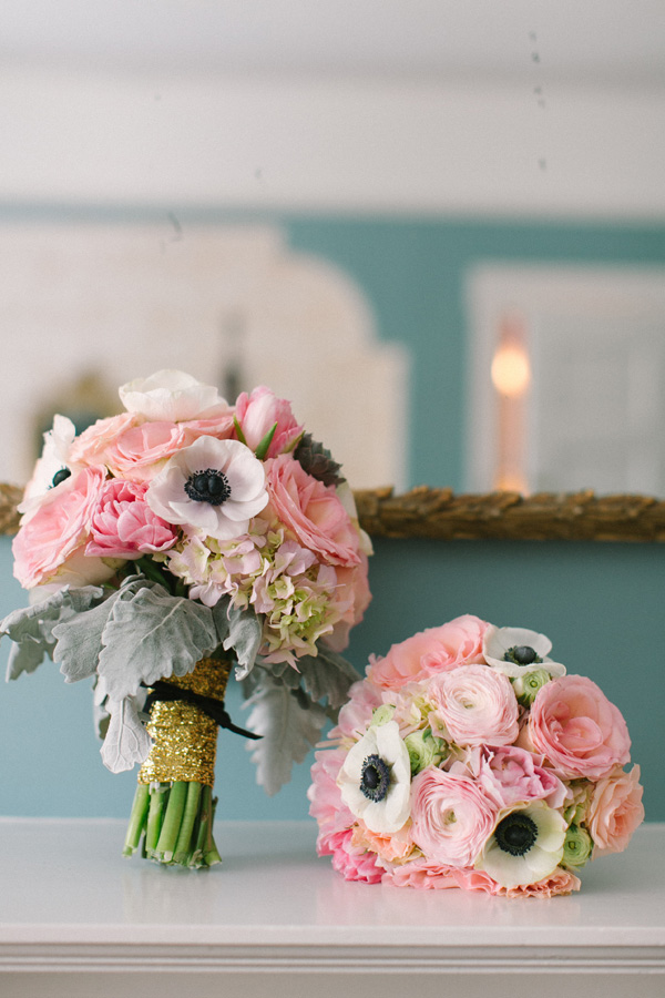 playful-pink-and-gold-wedding