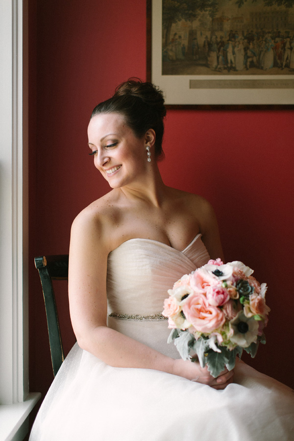 playful-pink-and-gold-wedding