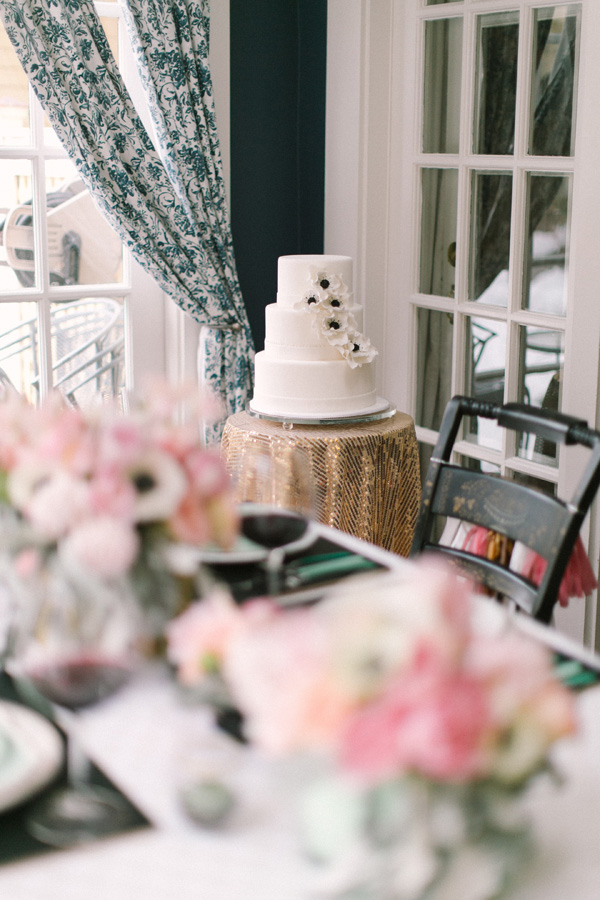 playful-pink-and-gold-wedding