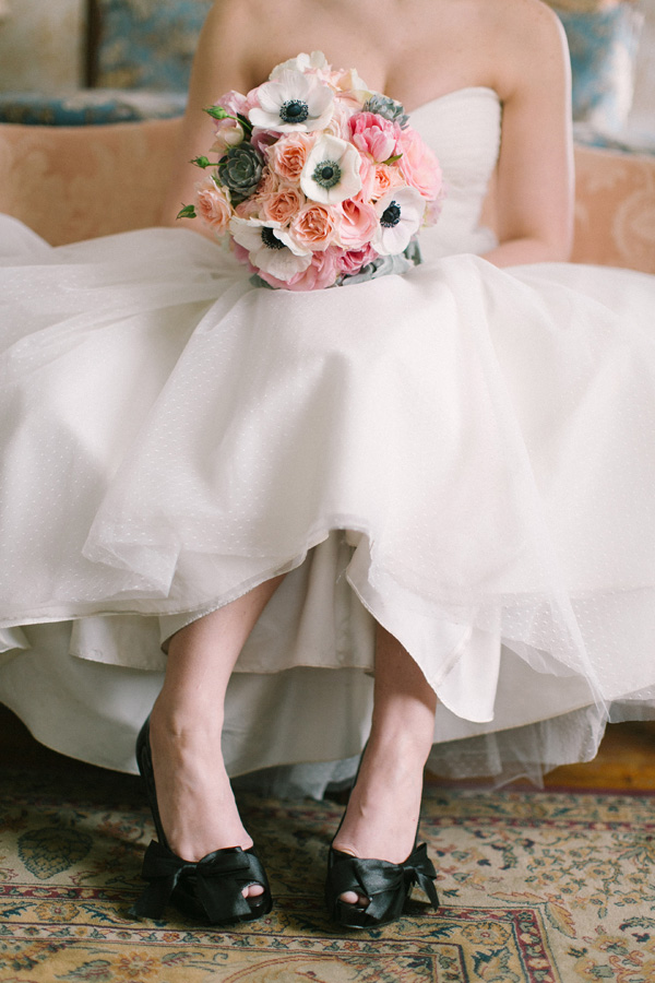 playful-pink-and-gold-wedding