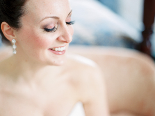 playful-pink-and-gold-wedding