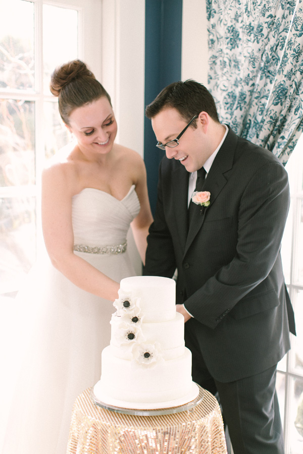 playful-pink-and-gold-wedding