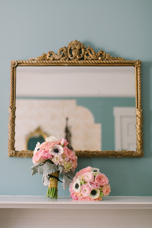 playful-pink-and-gold-wedding