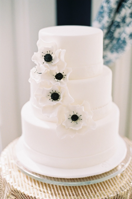 white and black wedding cake by Sweet Tales Cake Boutique