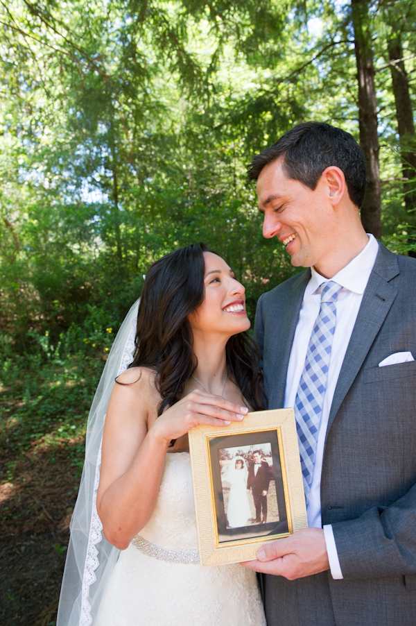 rustic-blue-and-white-wedding