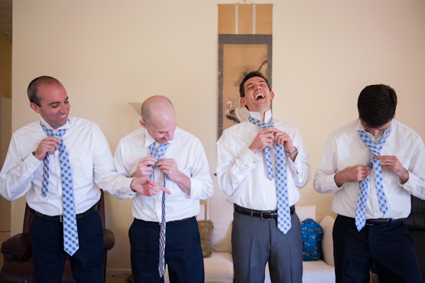 rustic-blue-and-white-wedding