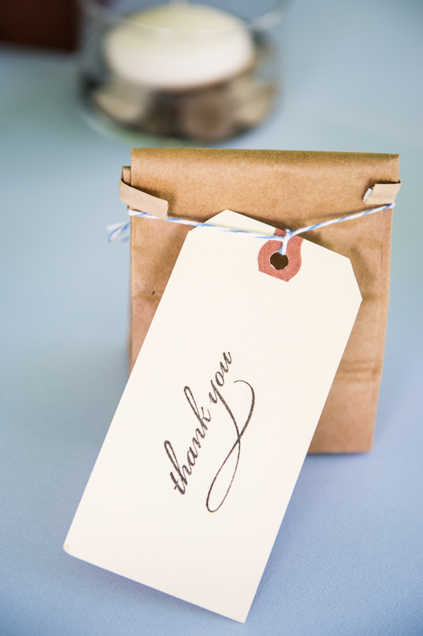 rustic-blue-and-white-wedding