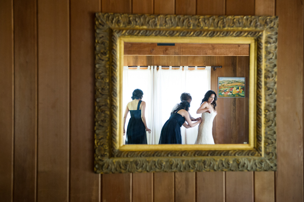 rustic-blue-and-white-wedding