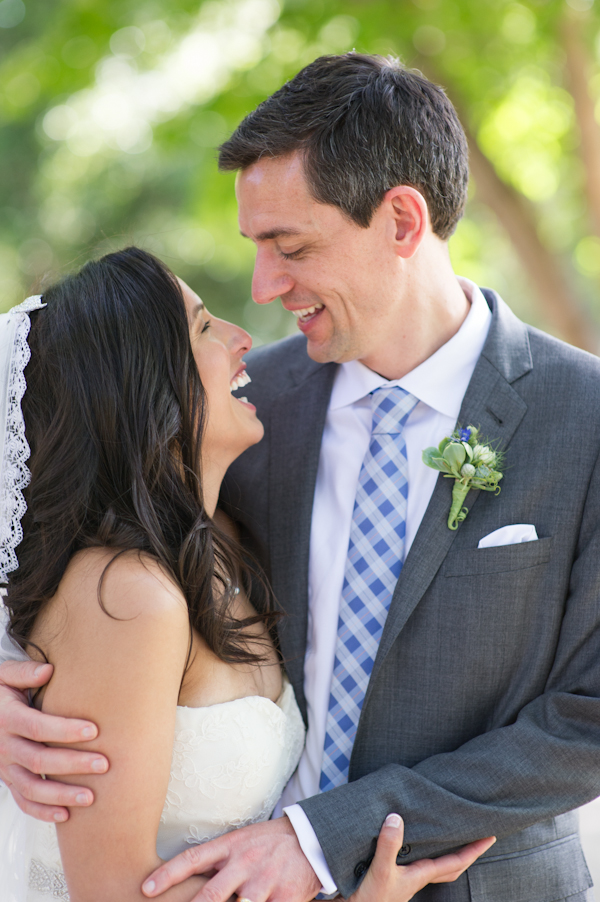 rustic-blue-and-white-wedding