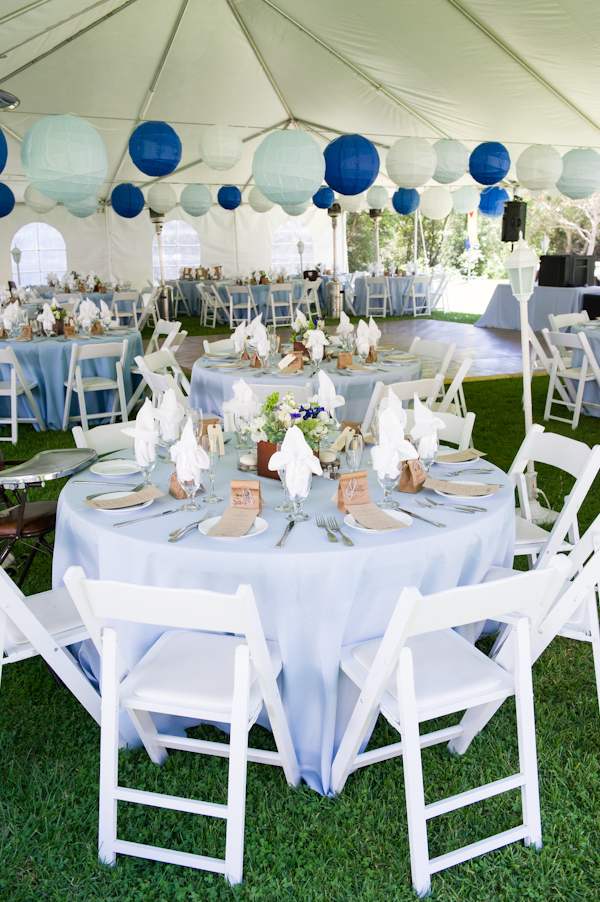 rustic-blue-and-white-wedding