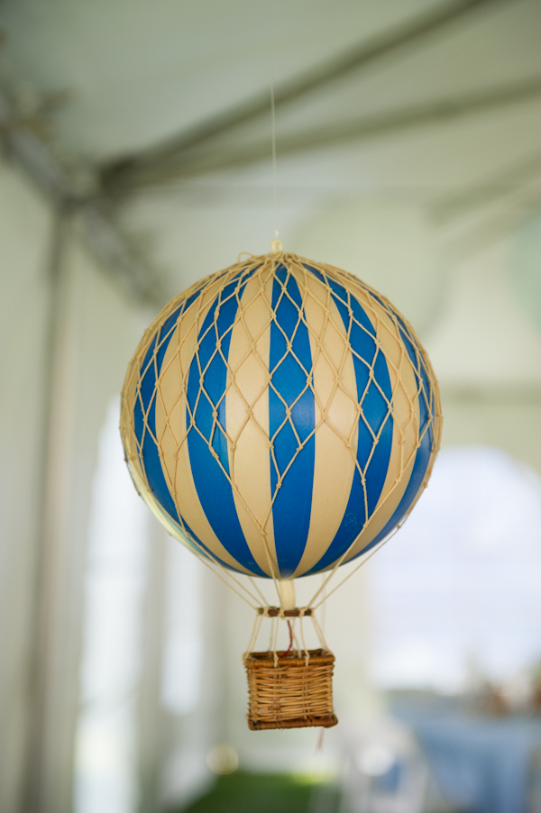 rustic-blue-and-white-wedding