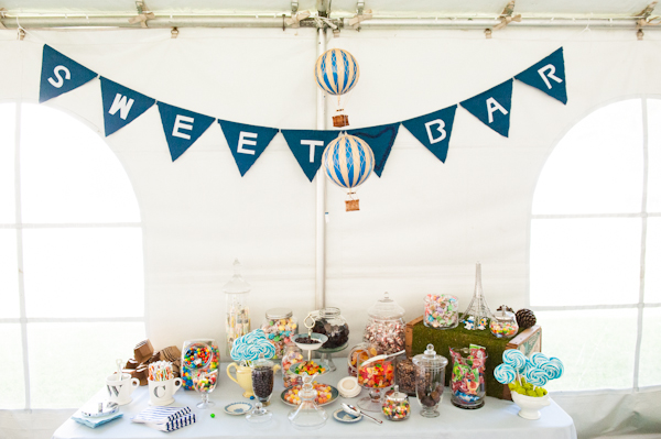 rustic-blue-and-white-wedding