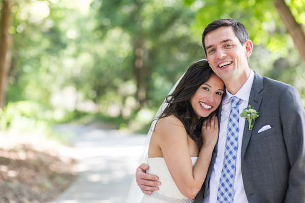 rustic-blue-and-white-wedding