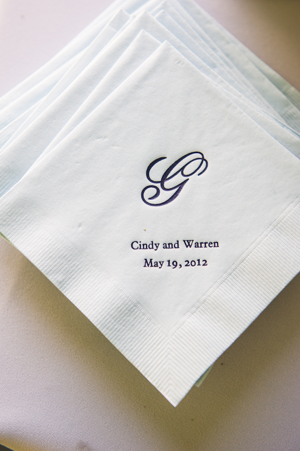 rustic-blue-and-white-wedding