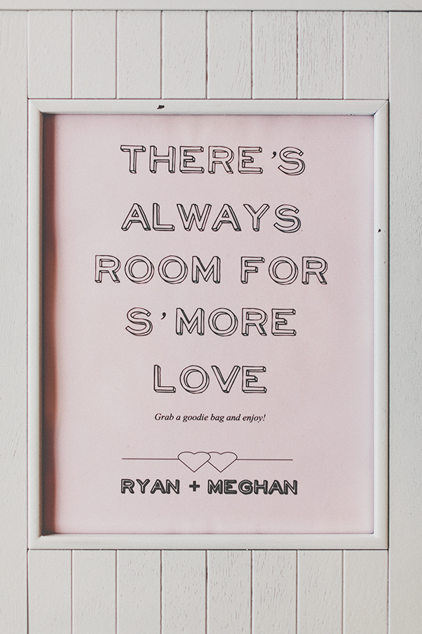 rustic-pink-wedding-at-three-points
