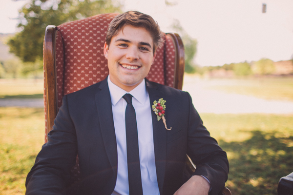rustic-vintage-wedding-at-bates-nut-farm