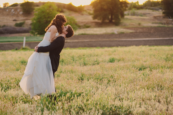 rustic-vintage-wedding-at-bates-nut-farm