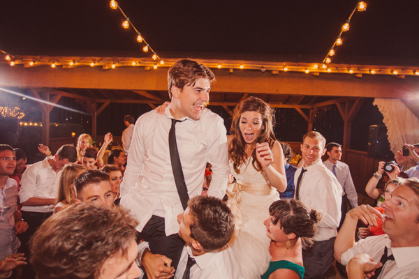 rustic-vintage-wedding-at-bates-nut-farm