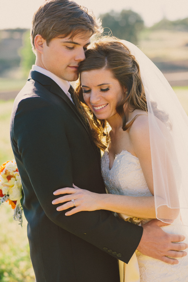 rustic-vintage-wedding-at-bates-nut-farm