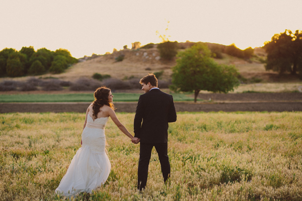 rustic-vintage-wedding-at-bates-nut-farm