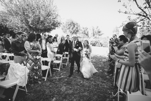 rustic-vintage-wedding-at-bates-nut-farm