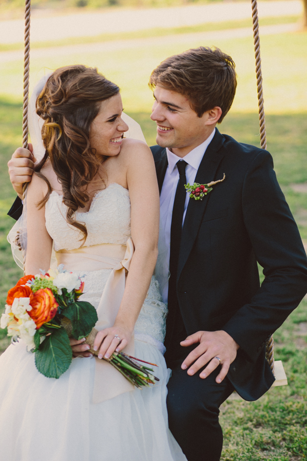rustic-vintage-wedding-at-bates-nut-farm