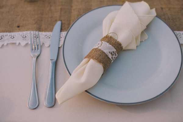 rustic-vintage-wedding-at-bates-nut-farm