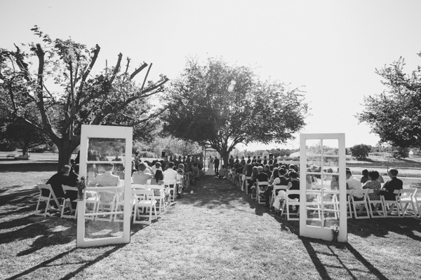rustic-vintage-wedding-at-bates-nut-farm