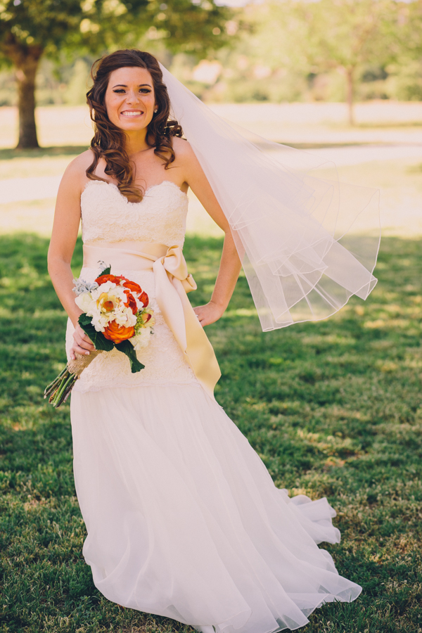 rustic-vintage-wedding-at-bates-nut-farm