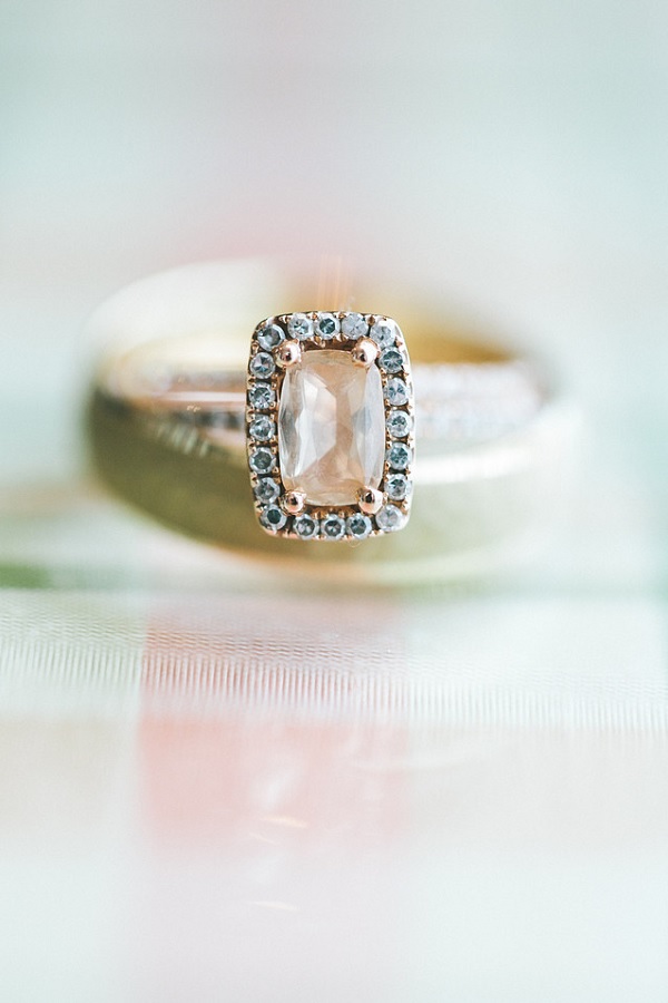 traditional-peach-and-pink-tennessee