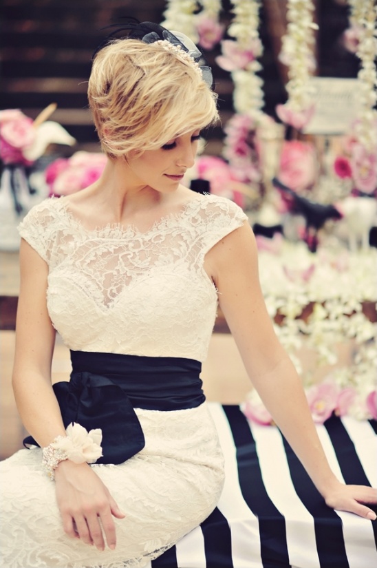 lace wedding gown
