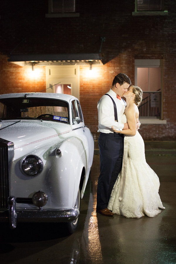 wedding-at-the-filter-building-full-of