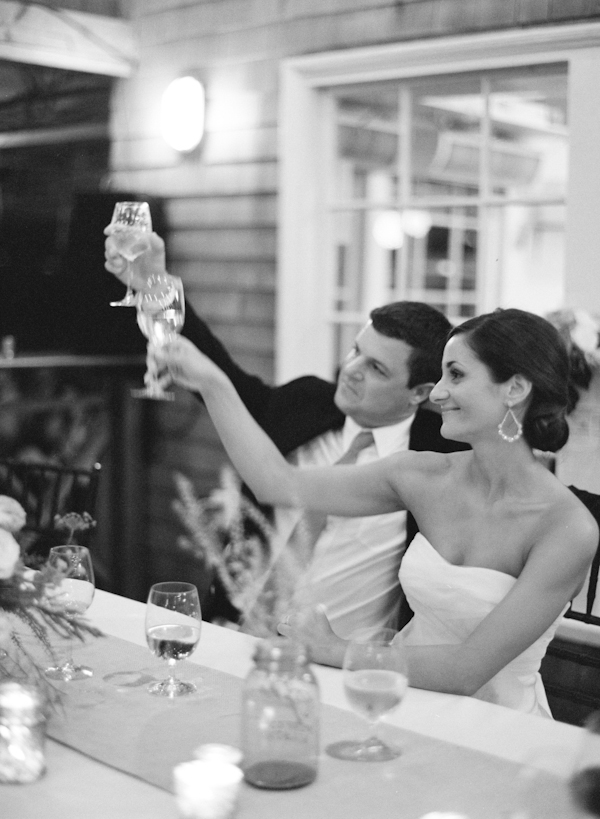 classy-beach-wedding-in-pink-and-gold