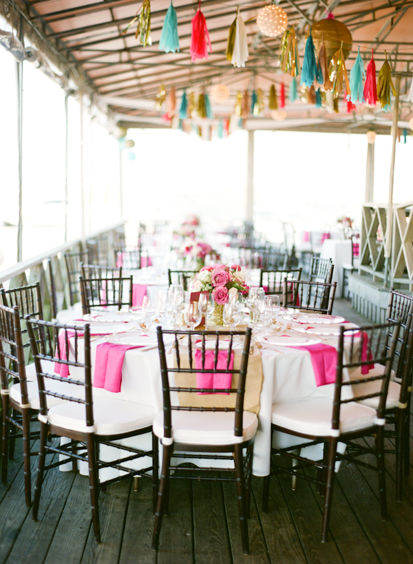 classy-beach-wedding-in-pink-and-gold