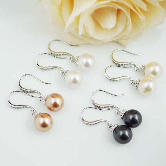 Elegant pearl drop earrings in silver